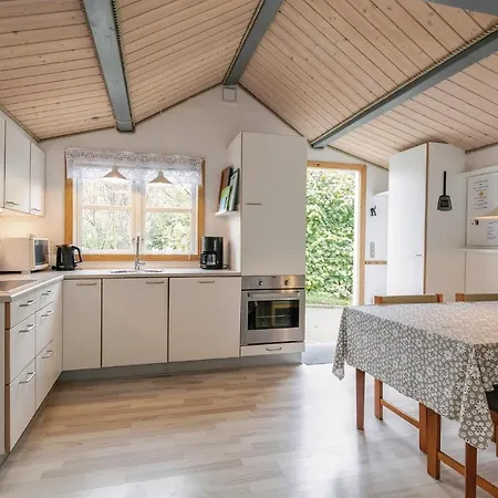 Two-bedroom Holiday In * Neksø